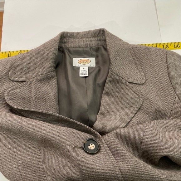 Talbots Petite Sz 6 100% Wool Blazer Classic Minimalist Button Closure Jacket - Picture 10 of 13